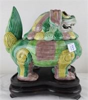 Republic Period Chinese Foo Dog Porcelain Figure