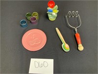 Kitchen Lot-Napkin rings/ Measuring spoons/ Masher