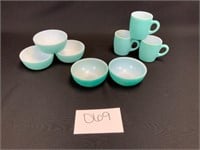 8 Piece Kitchen set with Coffee Cups & Small Bowls