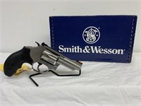 Smith & Wesson 63-5 22 lr revolver, sn CYX5321, 3"