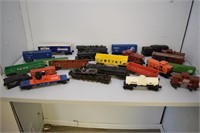 ASSTD TRAIN CARS & ENGINES