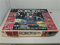 ROBOTIX SERIES R-2000 SET