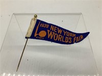 1939 NY World's Fair Pennant Lapel Pin