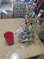 Merry vase and Floral Arrangement Decoration