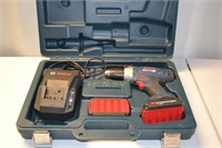 BOSCH rechargable drill 18 V - batteries & charger
