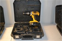 DEWALT - 18V drill with charger
