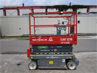 2015 SKYJACK SJIII3219 Electric Scissorlift