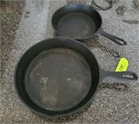 2 LODGE CAST IRON PANS