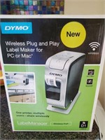 DYMO WIRELESS PLUG AND PLAY LABEL MAKER