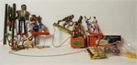 Lot #1372 - Qty of vintage tin mechanical toys,