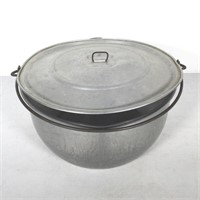 Mirro Aluminum Pot with Lid and Bail Handle