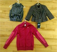 3 vestes femme comme neuves:
1 veste Adidas