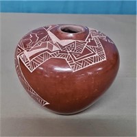 CONTEMPORARY INDIAN POTTERY PIECE