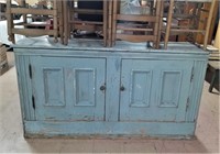 EXC. EARLY PINE CUPBOARD IN OLD BLUE PAINT