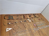 Mixed Vintage Jewelery Items