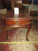 Wood SIngle Drawer Side Table