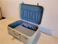 Red Cap Baggage Ivory-Tan with Blue Interior