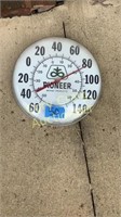 Pioneer temperature gauge
