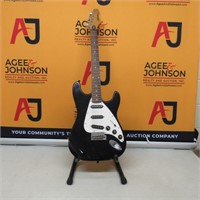 First Act 6-string Model Me301