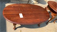 Oval Coffee Table 
Approx. 46in x 27.5in x 17in