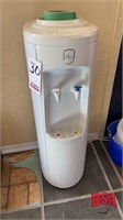 Viaptur water dispenser