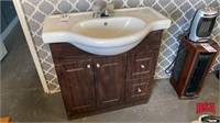 Enamel sink w/ 2 door and 2 drawer wood vanity,