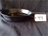LARGE GRISWOLD SKILLET (made in Erie, Penn.)
