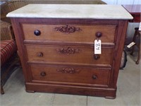 ANTIQUE MABLE TOP CHEST OF DRAWERS