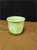 McCoy green planter. Approx 5.5 in tall