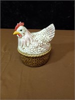 Adorable country hen on nest ceramic