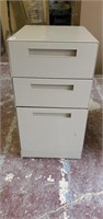 3 drawer metal file cabinet