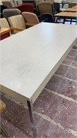 Solid table 6ft x 3ft x 2 1/2ft high