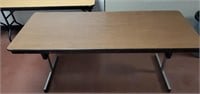 Folding table with adjustable height  72 x