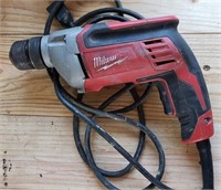 MIlwaukee 3/8" drill