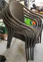 4 patio chairs