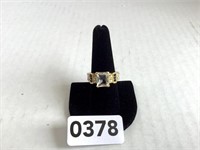 SIZE 9 GOLDTONE RING-NEW