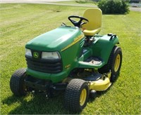 John Deere X485 Riding Lawn Mower- Runs Great!
