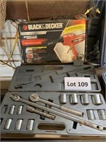 Evercraft socket set, B&D cordless caulk gun,