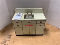 Vintage Marx Toy Sink