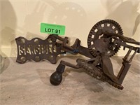 Antique Mechanical Cast Iron Apple Peeler