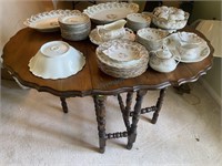 Scalloped Edge Drop-Leaf Table w/ Turned