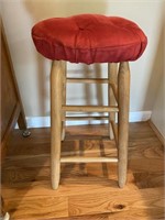 Bar stool