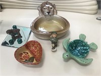 Lot (4) Figural Dishes (Italy, etc...)