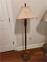 NICE FLOOR LAMP