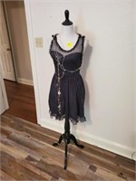 MANNEQUIN BODY STAND