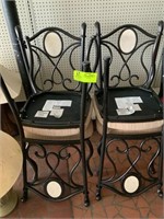 group of 4 chairs metal w/ soft seat