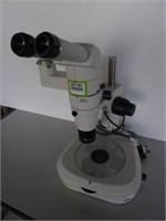 Microscope (Loc: UK)