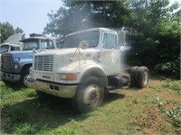 1996 International 4900 4X2 S/A Road Tractor,