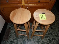 2 bar stool