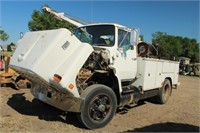 1982 Ford 8000 Truck